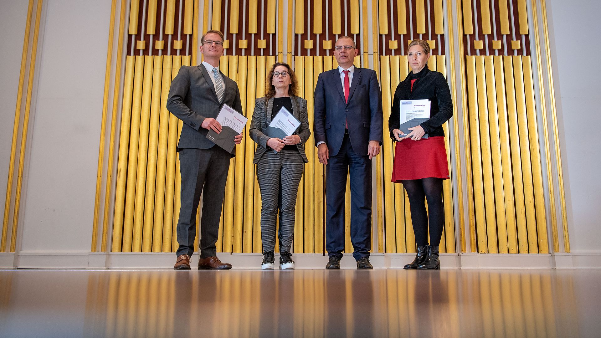 Missbrauch Pflichtverletzungen des Bistums Osnabrück DOMRADIO.DE