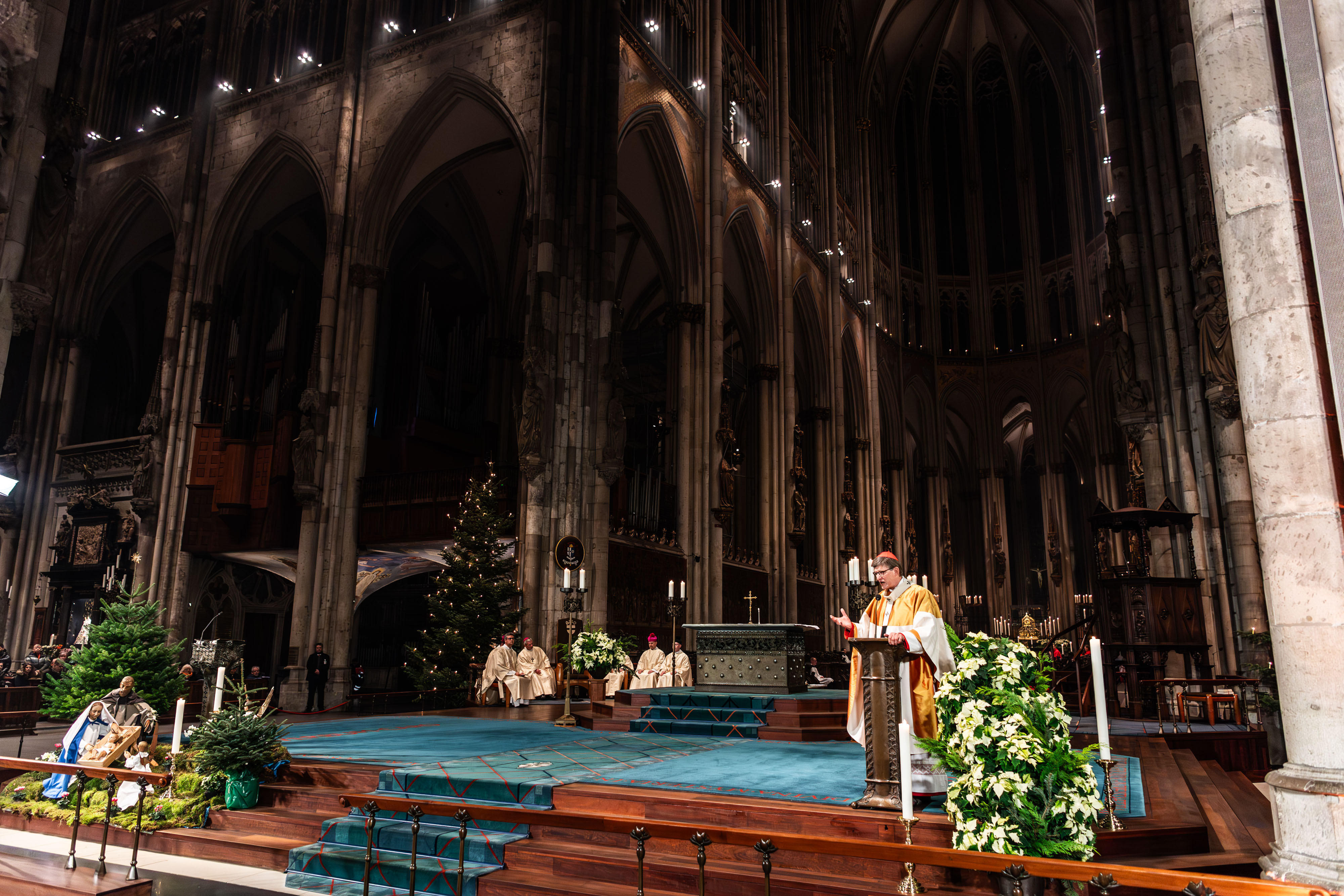 Christmette im Kölner Dom DOMRADIO.DE
