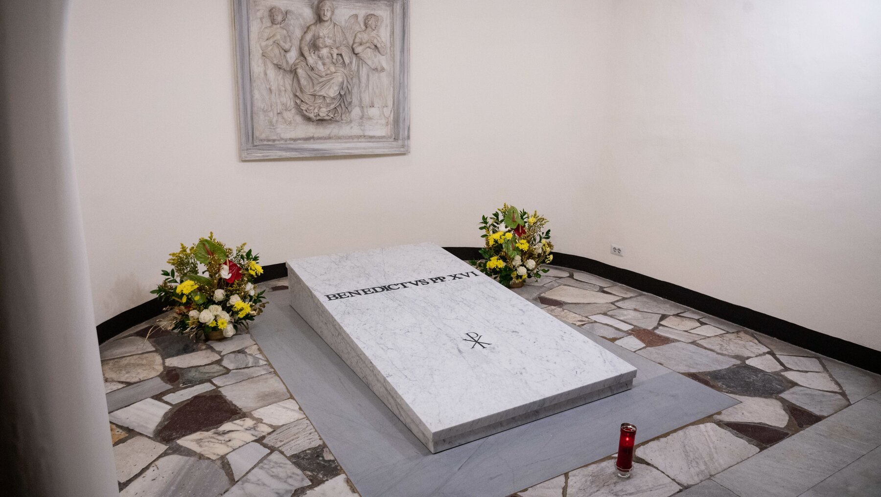 Erster Todestag von Benedikt XVI. Trauer und Würdigung DOMRADIO.DE