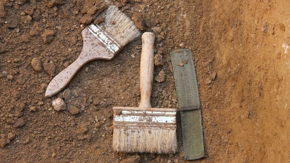 Gl-cksfall-f-r-die-Fachwelt-Rund-1-000-Jahre-altes-Bronzekreuz-in-Brandenburg-entdeckt