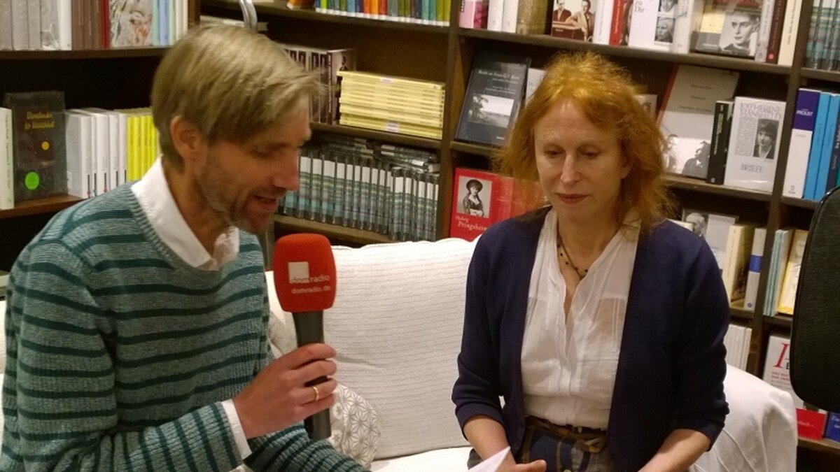 Margriet de Moor über ihren Roman ´Von Vögeln und Menschen´ - DOMRADIO.DE