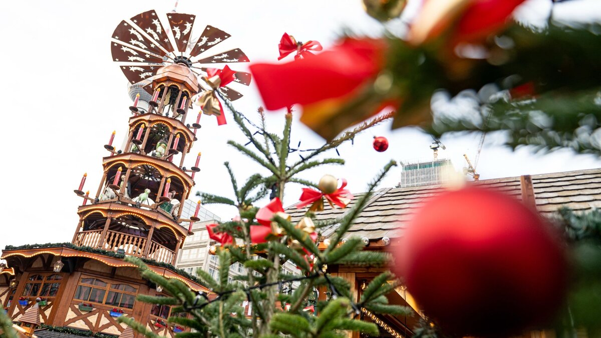 -Sicherheitsvorkehrungen-sind-immens-Innenminister-Dobrindt-h-lt-Besuch-von-Weihnachtsm-rkten-f-r-sicher