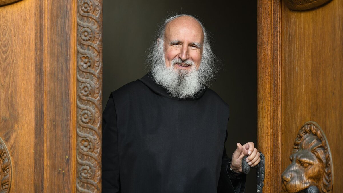 -Hoffnung-gibt-uns-die-Kraft-zum-Handeln-Benediktinerpater-Anselm-Gr-n-erkl-rt-die-Einkehr-vor-Weihnachten