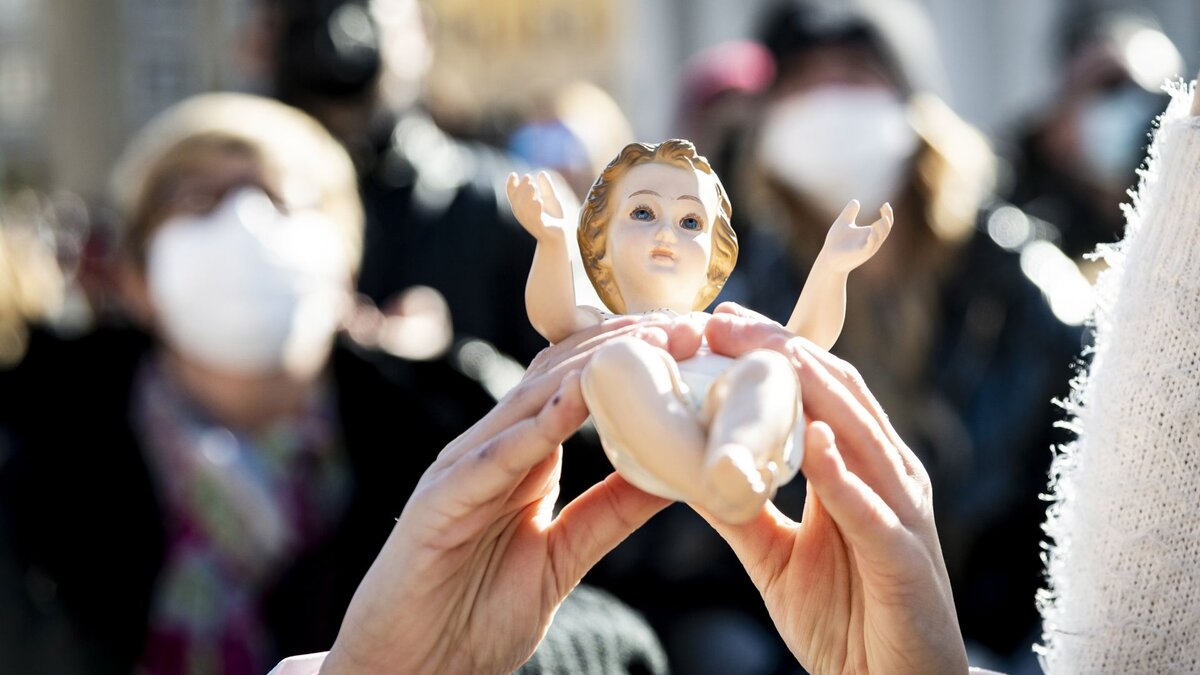 Vatikan zeigt &uuml;ber 120 Krippen aus aller Welt