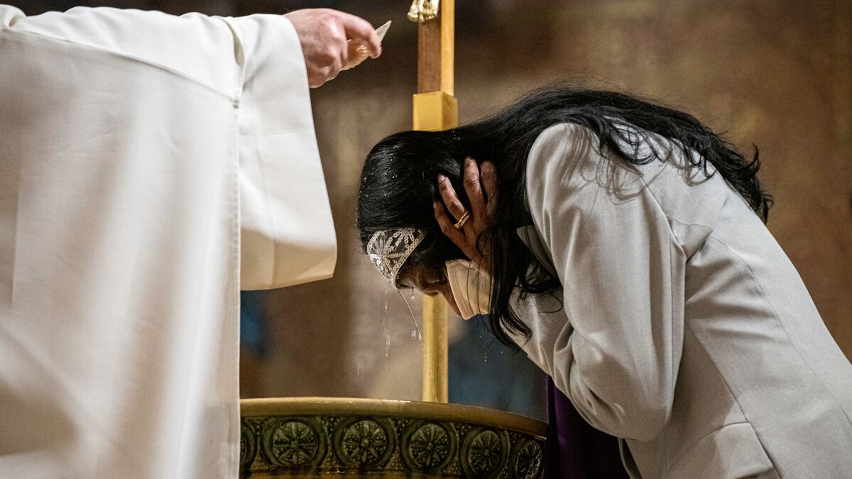 Ein-neues-Interesse-an-Kirche-Versailler-Bischof-Cr-py-freut-sich-ber-Kirchenboom-in-Frankreich