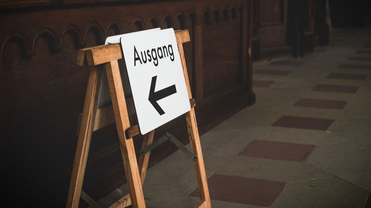 Vielfalt-an-Motiven-Theologe-K-ster-analysiert-Gr-nde-f-r-Kirchenaustritte