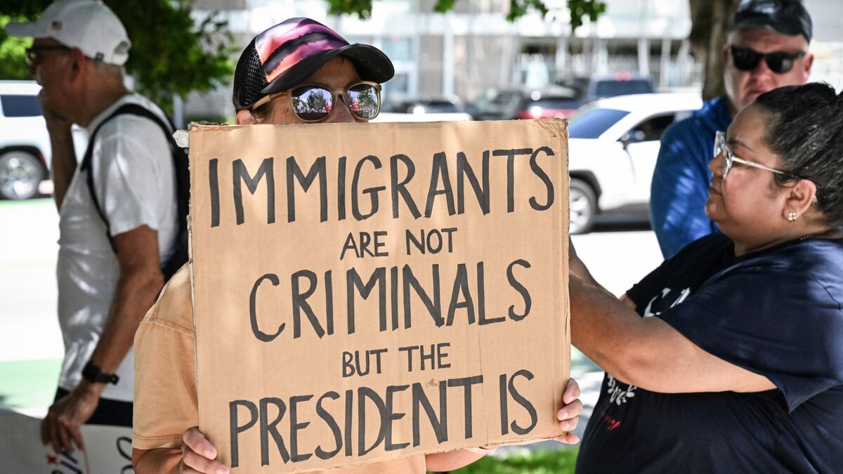 Ern-chterung-bei-Latinos-sp-rbar-Nach-einem-Jahr-Trump-sind-Kirchengemeinden-verunsichert