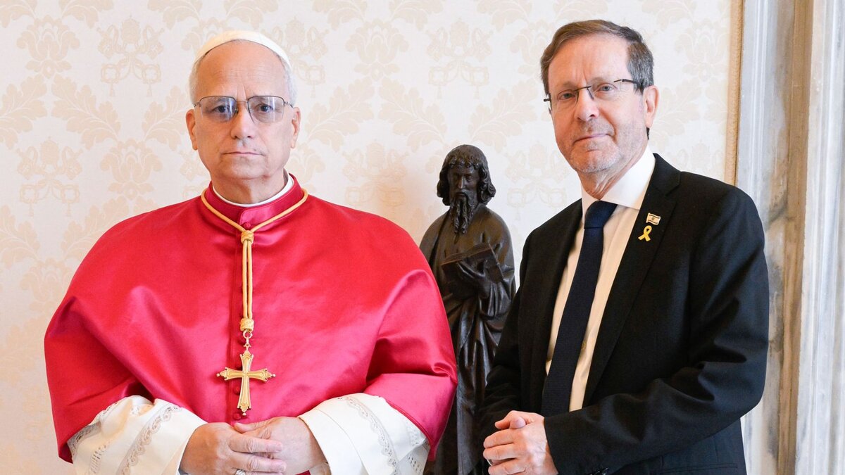 -Sinnloser-Akt-der-Gewalt-Papst-spricht-mit-Israels-Pr-sident-Herzog-ber-Antisemitismus