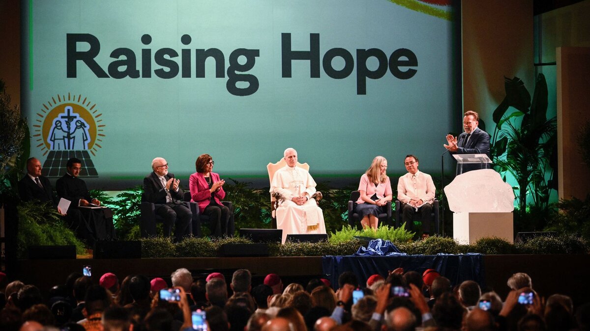 Umweltmesse-Hoffnungskonferenz-und-Photovoltaik-Ausbau-Jahresr-ckblick-auf-die-katholische-Antwort-zur-Klimakrise