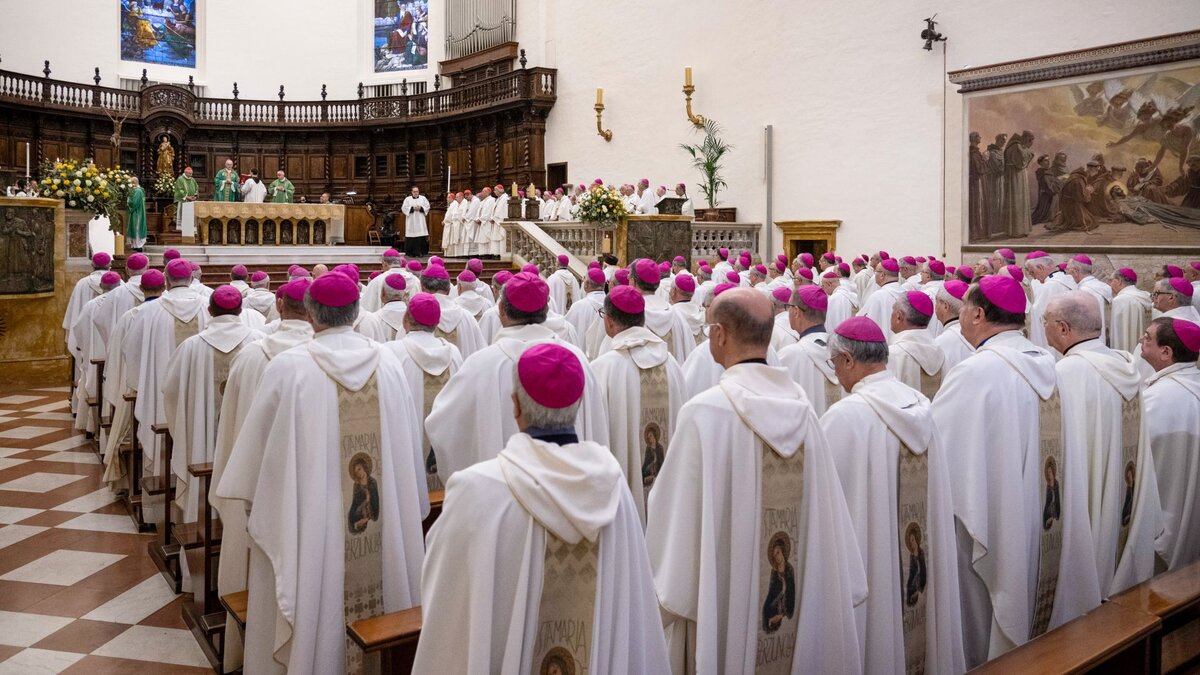 -Missverst-ndnisse-und-Divergenzen-Vatikan-fordert-von-Italiens-Bisch-fen-mehr-Missbrauchsaufarbeitung