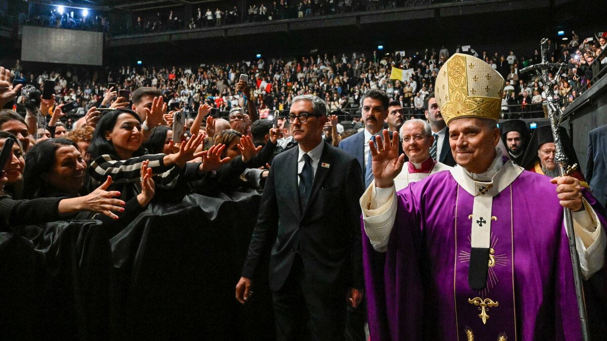 -Theologie-der-entwaffnenden-Sprache-Synoden-Sprecher-sieht-Papst-Leo-XIV-auf-neuem-sprachlichen-Weg