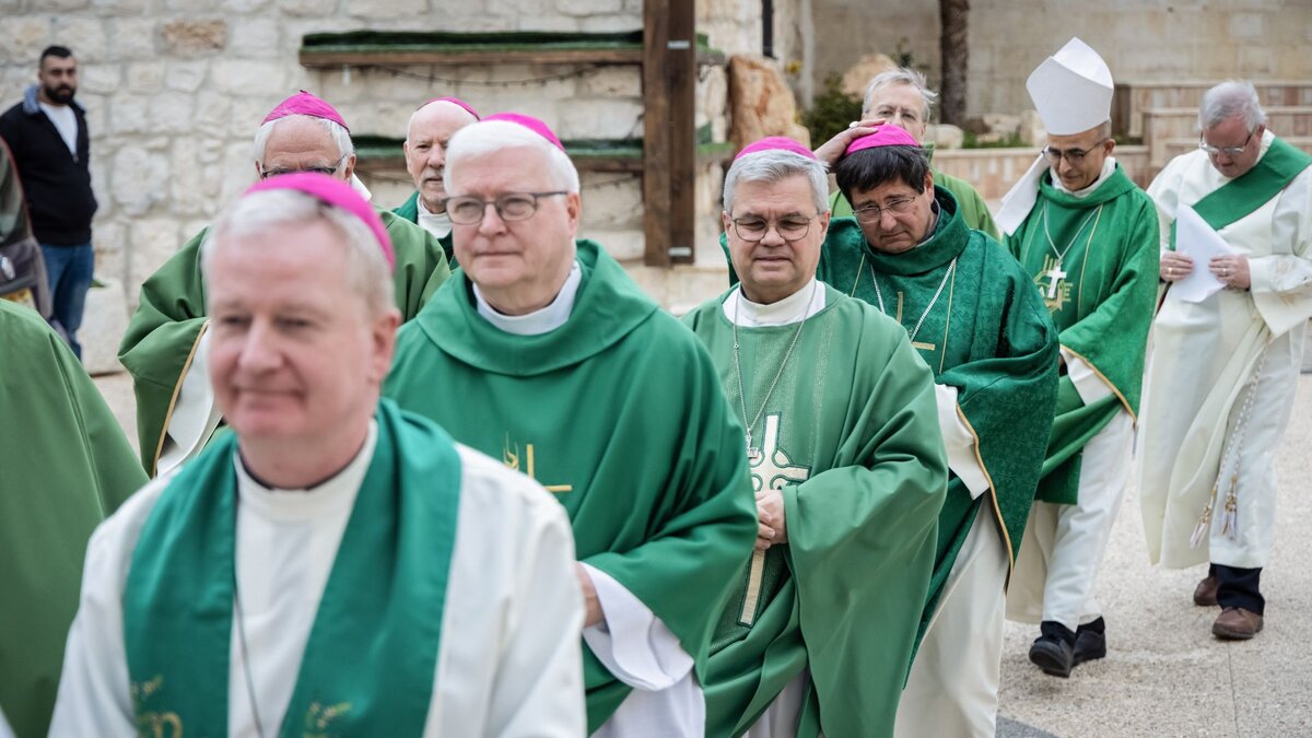 Nahost-Konflikt-noch-lange-nicht-vorbei-Paderborner-Erzbischof-Bentz-zieht-Bilanz-nach-Reise-ins-Heilige-Land