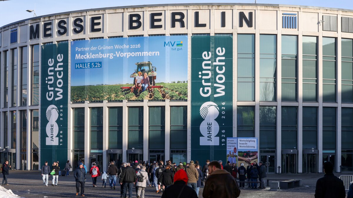 Predigt-von-Gr-nderin-der-Berliner-Tafel-Gr-ne-Woche-endet-mit-kumenischem-Gottesdienst