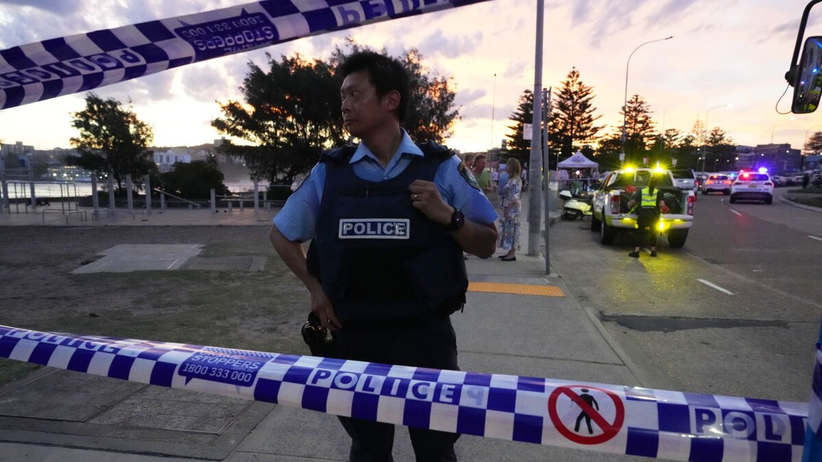 -Unsere-Gedanken-sind-in-Sydney-Anschlag-auf-j-disches-Fest-in-Sydney-sorgt-f-r-Entsetzen