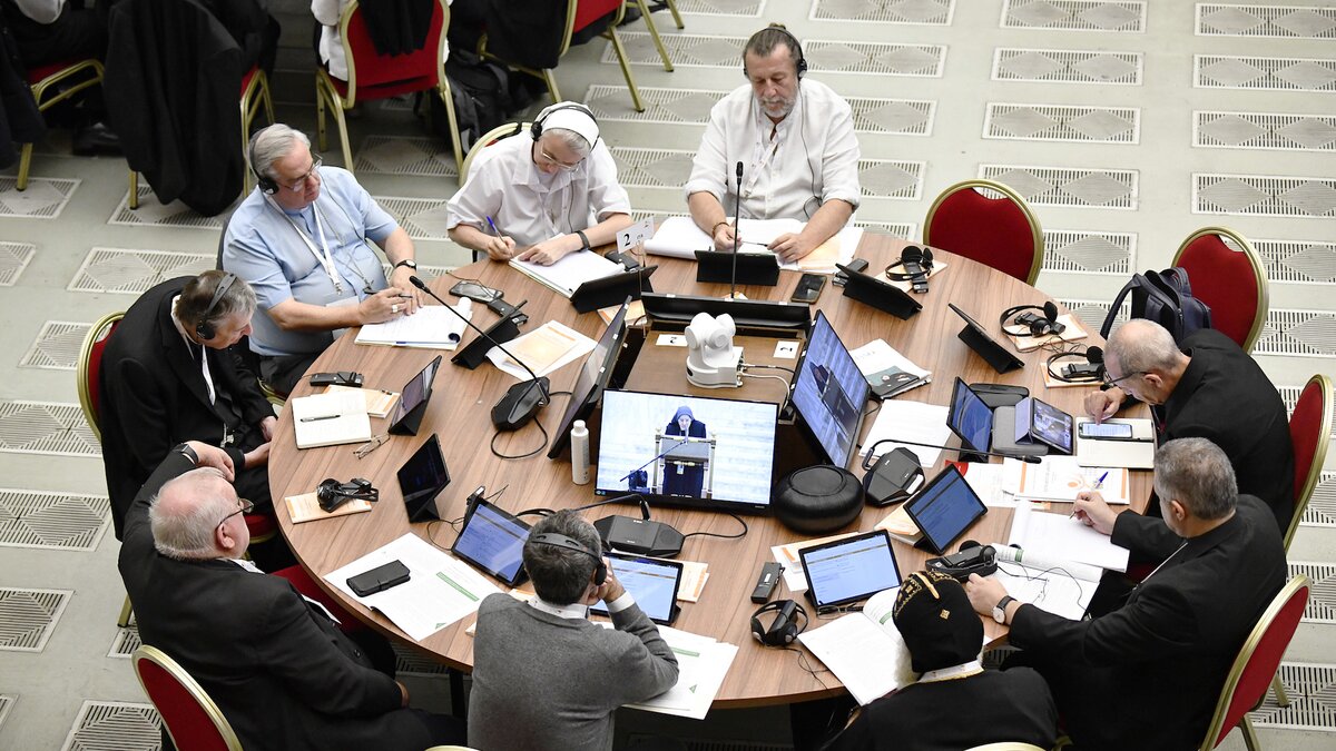 B&auml;tzing lobt neue Kommunikationsformen der Weltsynode