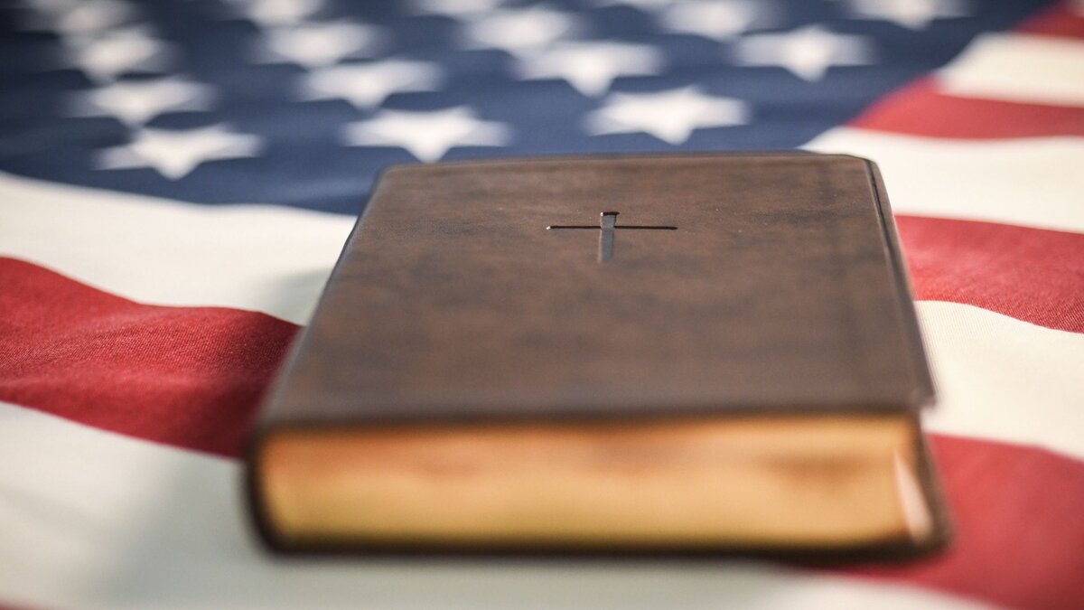 Altersbedingter-R-cktritt-Papst-Leo-XIV-ernennt-neuen-Erzbischof-von-Denver