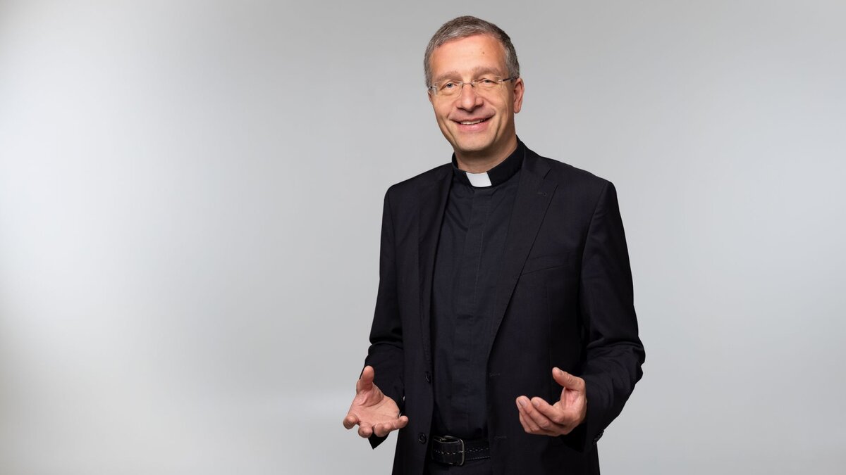 Menschenrechte-sind-von-Gott-begr-ndete-Menschenw-rde-Bischof-Gerber-unterstreicht-gesellschaftliche-Relevanz-der-Theologie