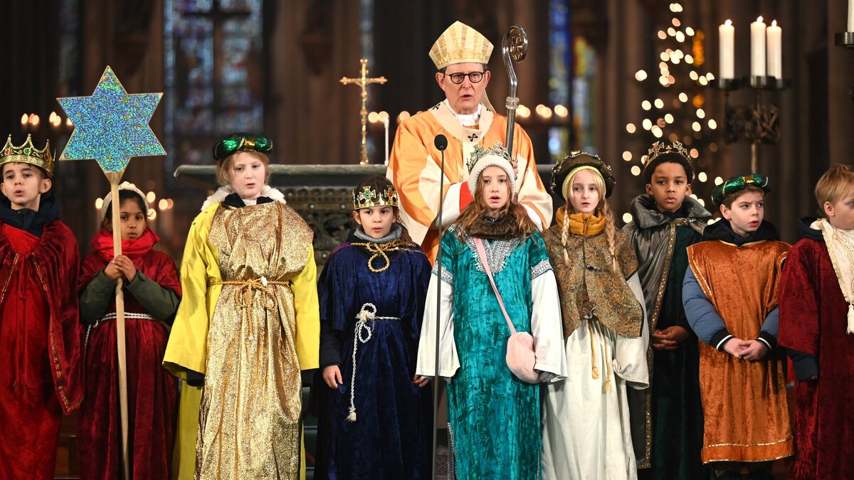 -Gott-sagt-Du-bist-mir-wichtig-Kardinal-Woelki-sagt-Sternsingern-Gottes-Geschenk-gilt-jedem-Kind