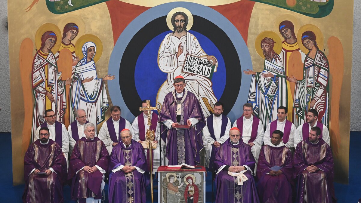 -Hier-ist-die-Weltkirche-zuhause-Kardinal-Woelki-feiert-25-Jahre-Priesterseminar-Redemptoris-Mater