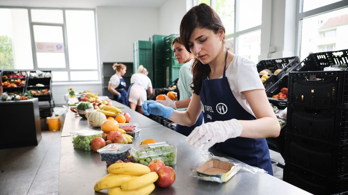 Kirchliches-Leben-ohne-Freiwillige-nicht-denkbar-Bischof-Kohlgraf-w-rdigt-Ehrenamtliche