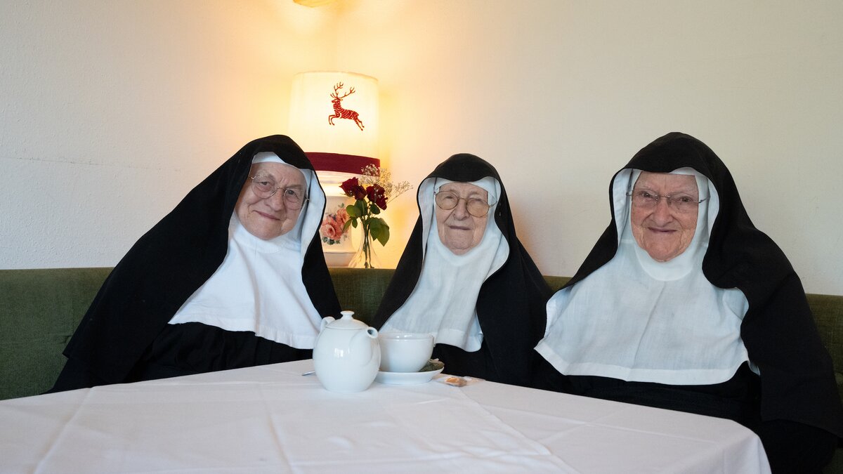 Einvernehmliche-L-sung-Goldenstein-Nonnen-d-rfen-in-besetztem-Kloster-bleiben