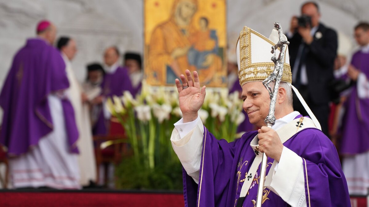 -Libanon-steh-wieder-auf-Papst-beendet-in-Beirut-Nahostreise-mit-Ermutigung-und-Friedensappell