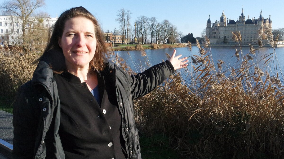 Seelsorgerin-und-Buchautorin-Birgit-Stollhoff-wird-Leiterin-des-Katholischen-B-ros-in-Schwerin