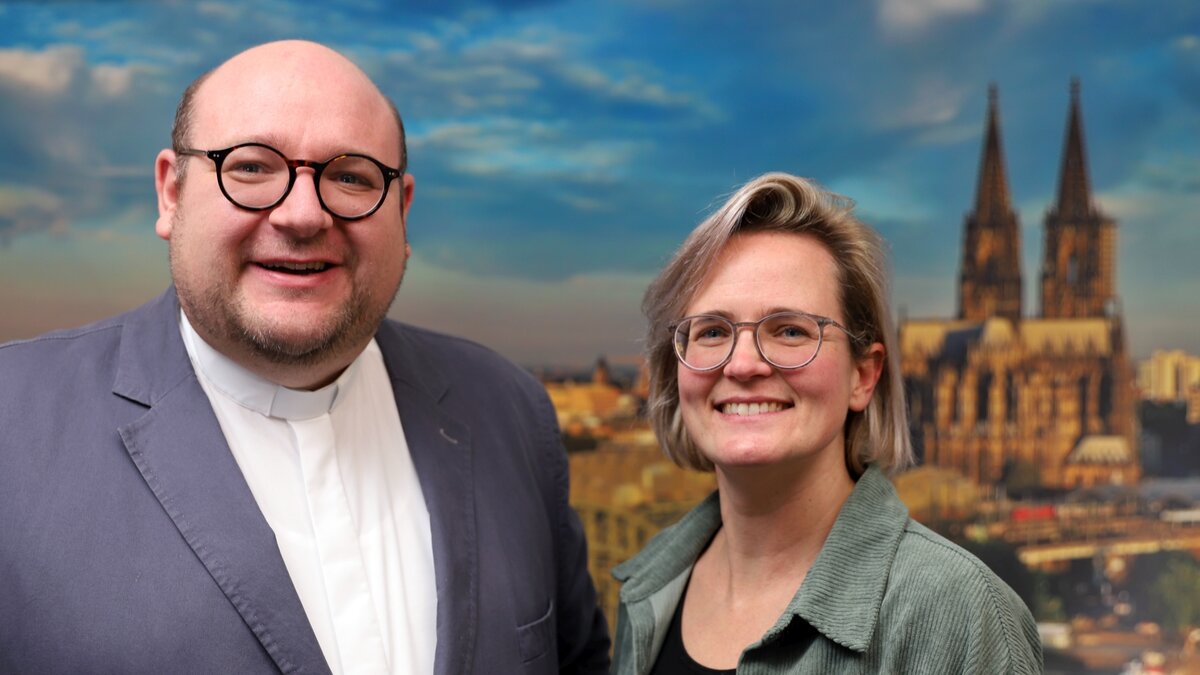 Zwei-neue-Stimmen-f-r-Samstag-und-Sonntag-Der-DOMRADIO-Morgenimpuls-kommt-jetzt-auch-am-Wochenende