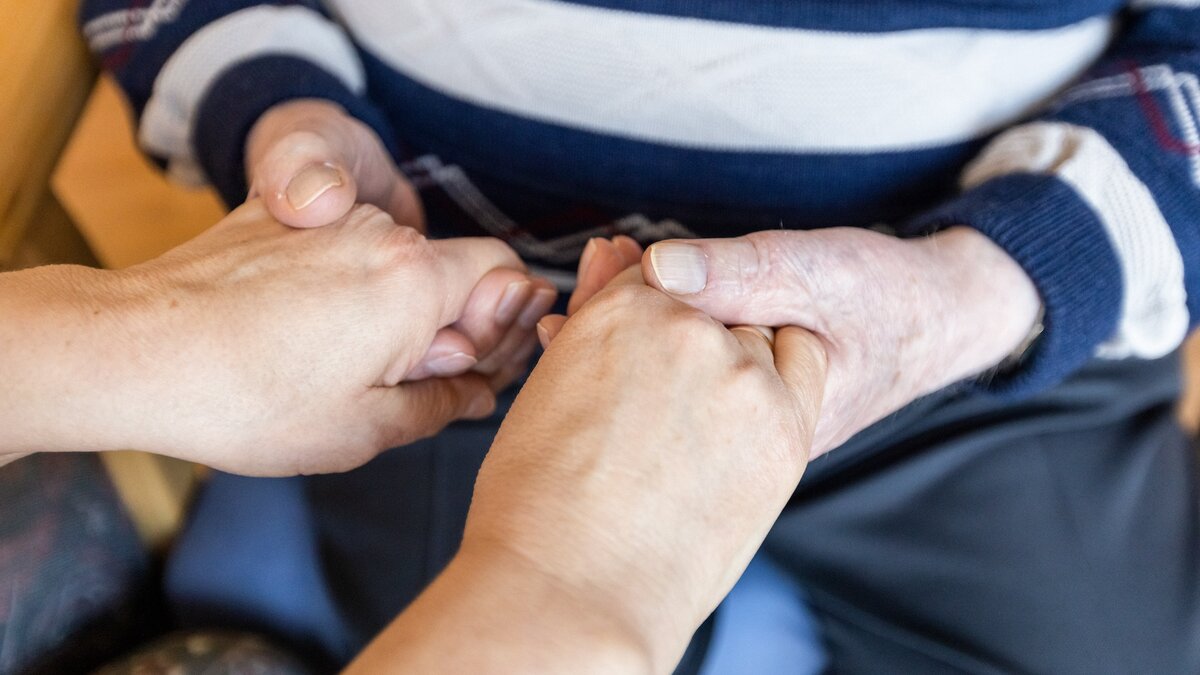 -Religion-ist-eine-Form-der-Spiritualit-t-Spiritualit-t-kann-laut-Forschungsteam-pflegende-Angeh-rige-entlasten