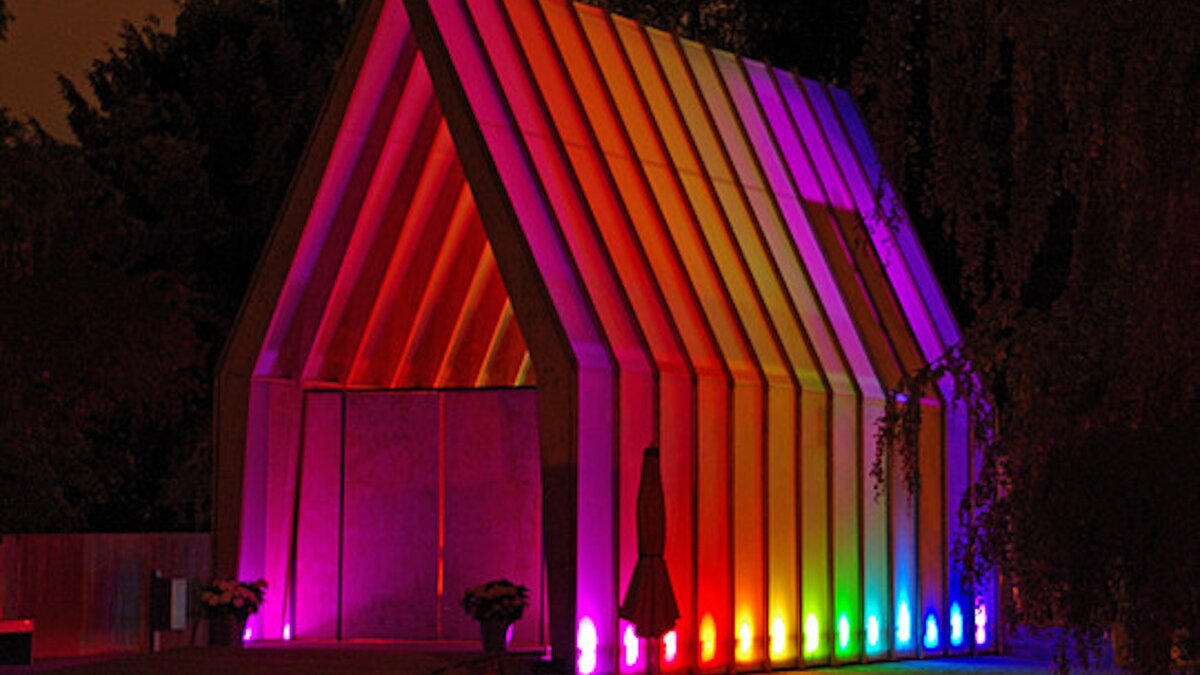 -Lichtkirche-mit-ber-370-Angeboten-Kirchen-bieten-ein-buntes-Programm-auf-der-Landesgartenschau-in-Neuss