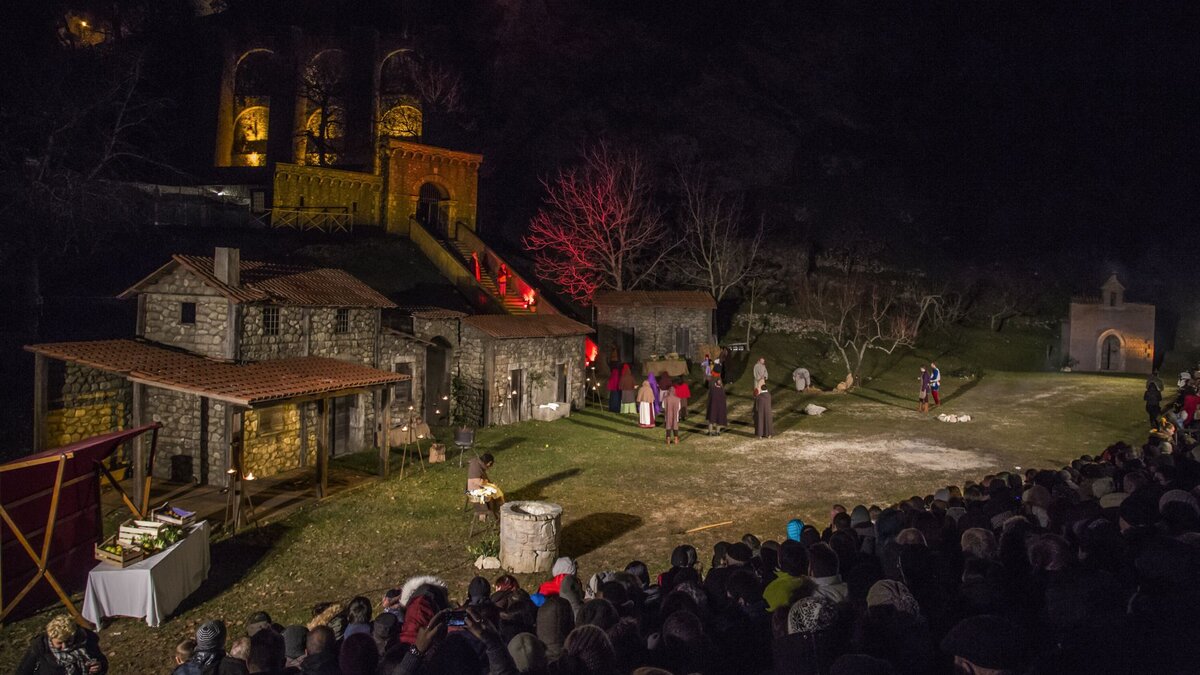 Vor 800 Jahren hielt Franz von Assisi die erste Krippenfeier - DOMRADIO.DE