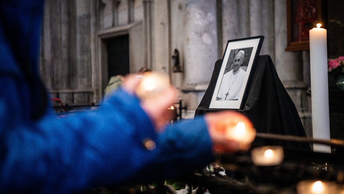 Erw-hnung-im-Testament-Papst-Franziskus-vermacht-Ordensfrau-Geld-f-r-Ukraine-Hilfe