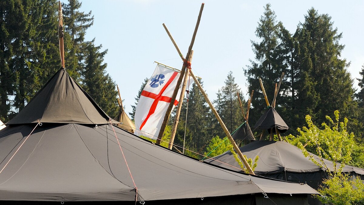 -Durchsetzt-von-sexualisierter-Gewalt-Forscher-sehen-Versagen-beim-Schutz-Minderj-hriger-bei-Pfadfindern