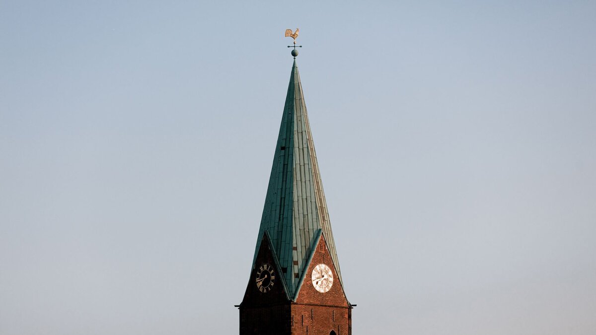 -Worte-f-r-immer-und-jetzt-Kirchentagssonntag-stimmt-auf-Evangelischen-Kirchentag-2027-ein