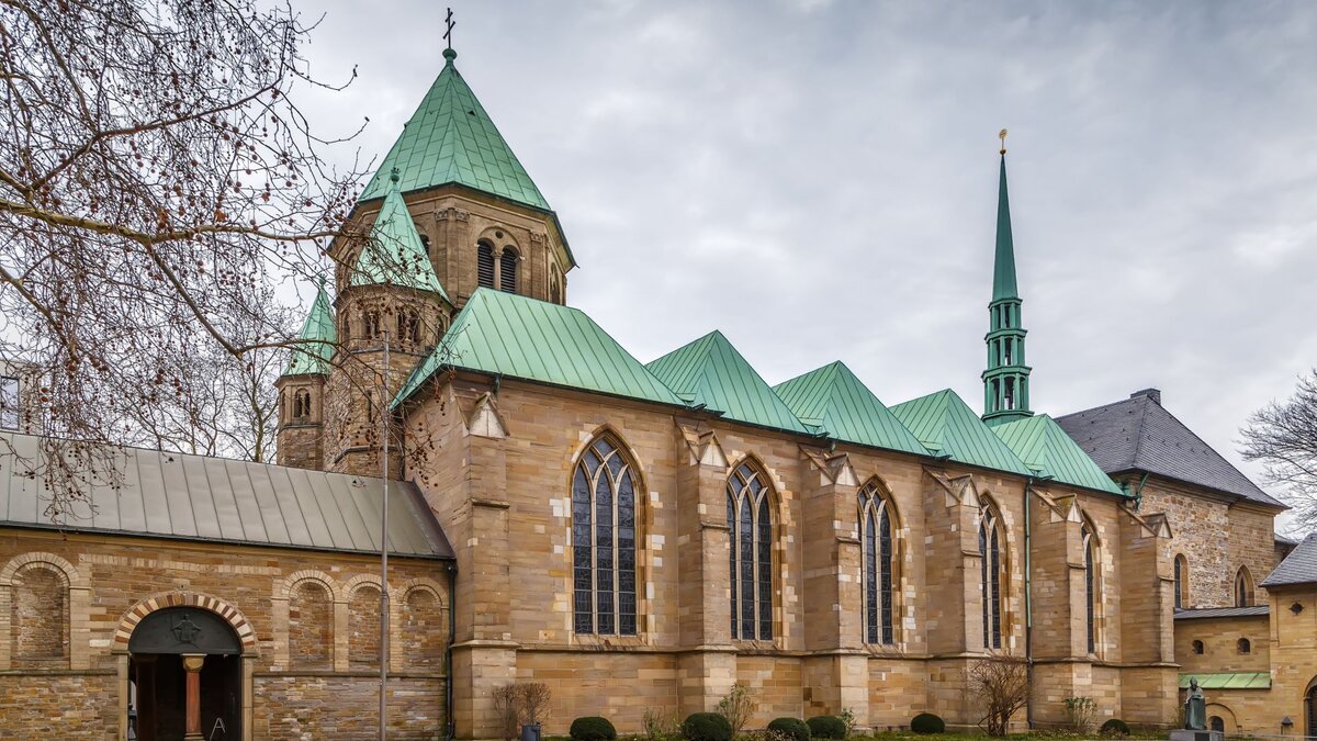 Auch-Pfarreien-m-ssen-sparen-Bistum-Essen-k-rzt-ab-2027-massiv-Gelder-in-allen-Bereichen