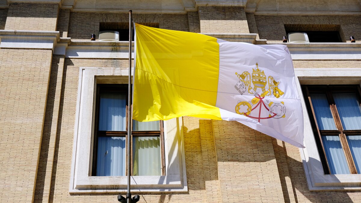 -Seid-Br-cken-zum-Frieden-Papst-gratuliert-p-pstlicher-Diplomatenschule-zu-325-j-hrigem-Bestehen