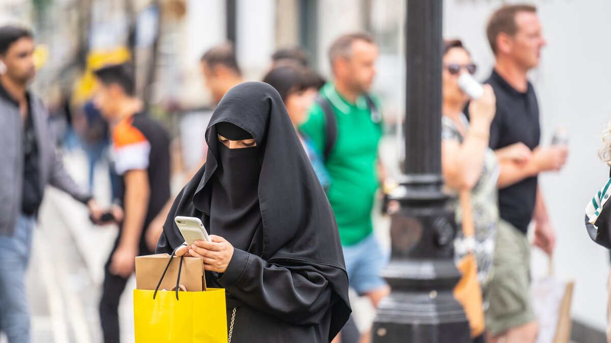 -Selbstbestimmt-und-frei-leben-k-nnen-SPD-lehnt-CDU-Forderung-nach-Verbot-von-Vollverschleierung-ab