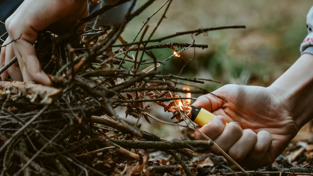 Schock-am-orthodoxen-Weihnachtstag-Mutma-licher-Brandanschlag-auf-Kirche-in-Serbien