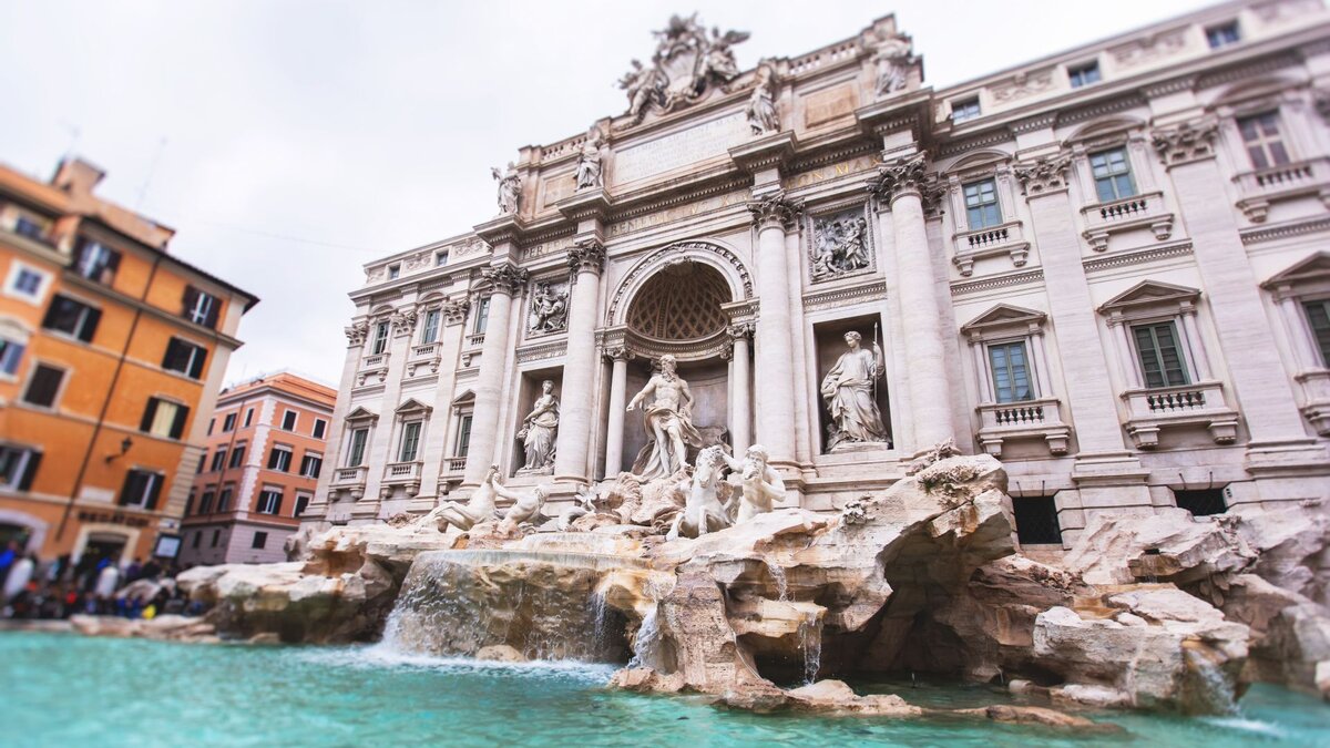 M-nzwurf-Ritual-gegen-Geb-hr-Eintritt-zum-Trevi-Brunnen-kostet-ab-Januar-zwei-Euro