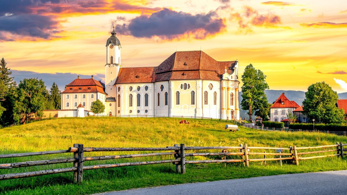 -M-ssen-uns-Gedanken-machen-wie-wir-Menschen-willkommen-hei-en-Allg-usegen-der-katholischen-Kirche-lockt-mit-neuen-Ideen