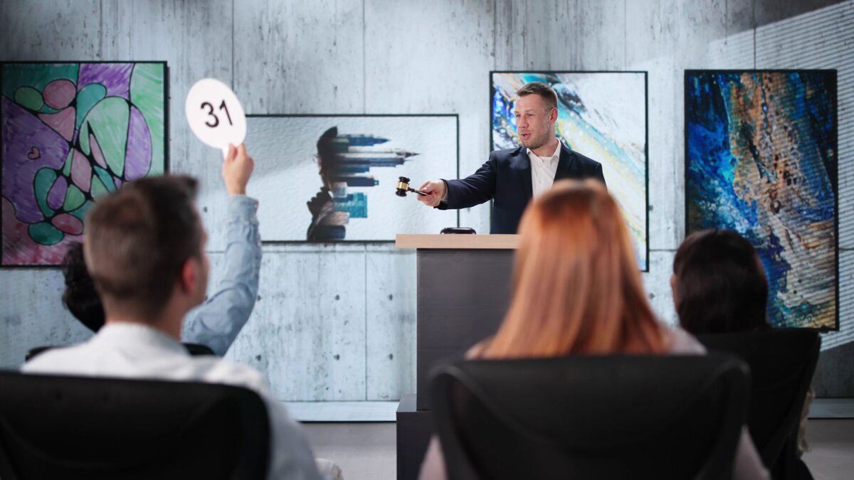 Boisser-e-Schreibtisch-zu-verkaufen-Simrock-Nachlass-mit-Objekt-eines-K-lner-Dom-F-rderers-bei-Auktion