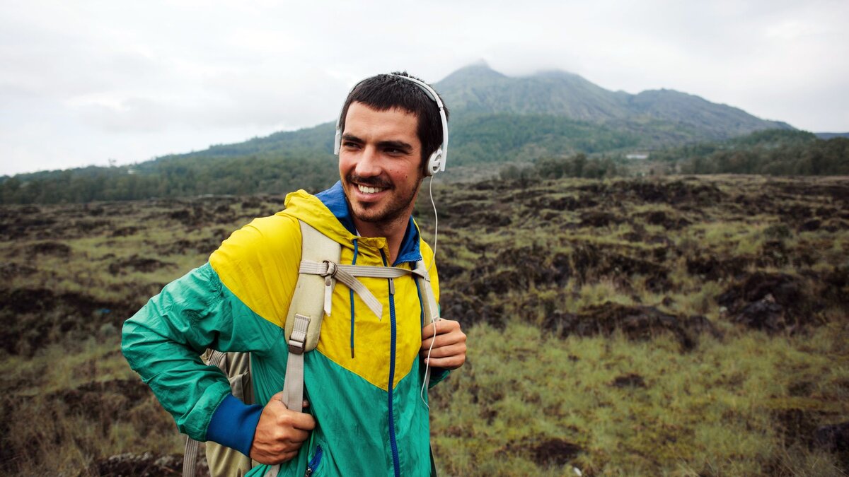 -Musik-hat-viele-positive-Wirkungen-Ist-Musik-h-ren-beim-Pilgern-sinnvoll-