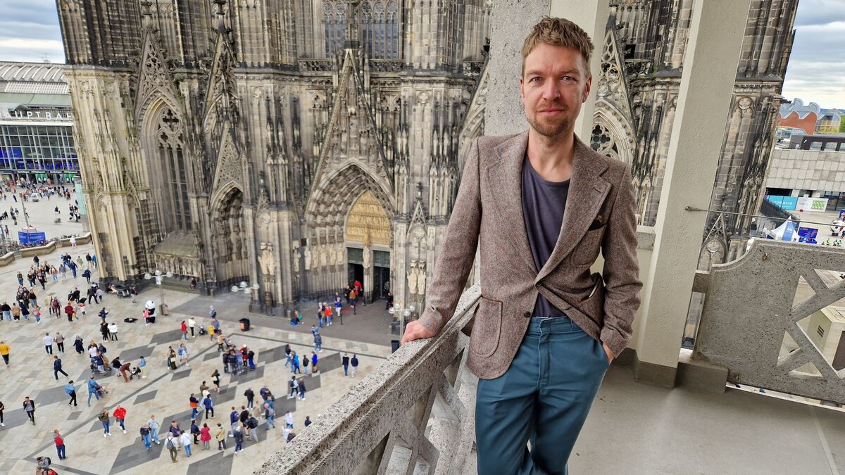 Hartmut von Sass spricht über sein Buch 