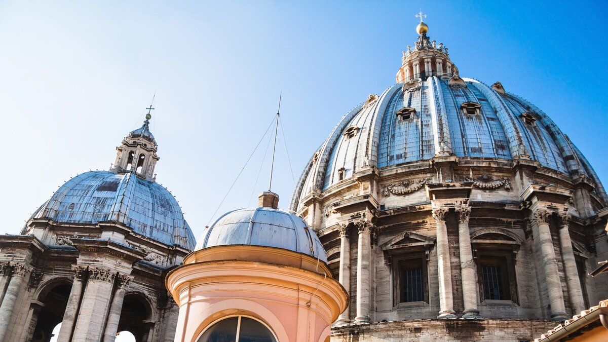 Heiliger-Stuhl-schreibt-wieder-schwarze-Zahlen-Papst-Leo-XIV-l-st-k-rzlich-gegr-ndetes-Fundraising-B-ro-auf