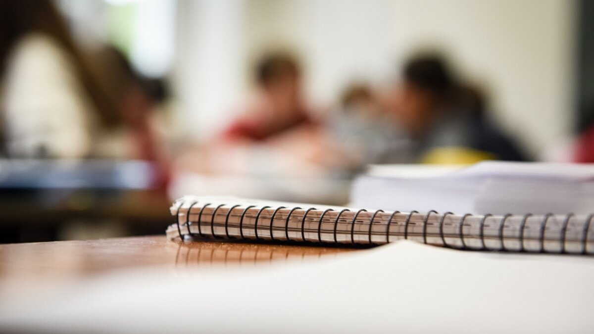 Taylor-Swift-und-The-Chosen-thematisiert-Sch-lerinnen-r-umen-bei-Kirchenwettbewerb-ab