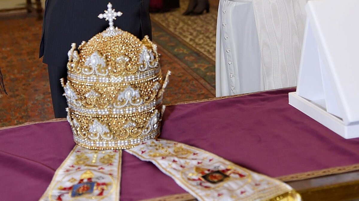 US-amerikanische Katholiken wollen Leo XIV. eine Tiara schenken