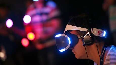 Virtual Reality beeindruckt viele / © Oliver Berg (dpa)