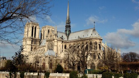 Ansicht der Südseite der Kathedrale Notre-Dame de Paris - Unsere liebe Frau von Paris aus dem Jahr 2009.  / © Harald Oppitz (KNA)