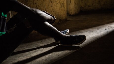 Der 16-jährige Luutu in einem Unicef-Rehabilitationszentrum für demobilisierte Kindersoldaten / © UNICEF/UN0441462/Tremeau (Unicef)