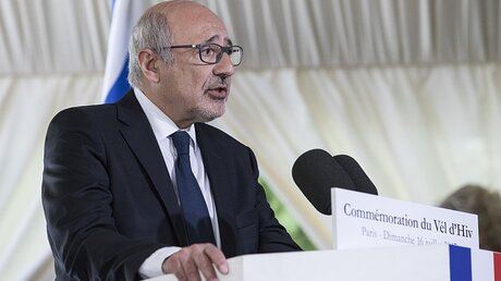 Francis Kalifat, Präsident des Repräsentativen Rats der Jüdischen Institutionen in Frankreich (CRIF) / © Kamil Zihnioglu (dpa)